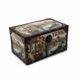 Venedig Aufbewahrungstruhe – Holz, Lederkanten & Metallgriff (35 × 21 × 20 cm) Venedig Aufbewahrungstruhe – Holz, Lederkanten & Metallgriff (35 × 21 × 20 cm)